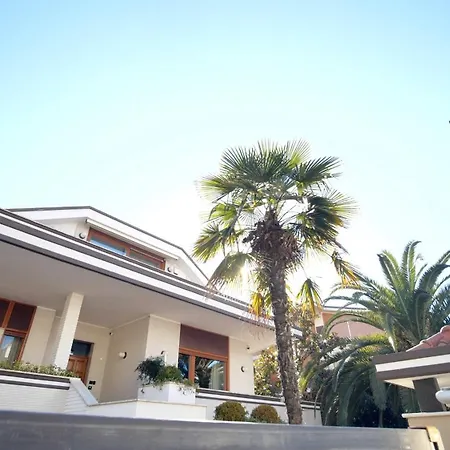 Frühstückspension Borea Luxury 4*