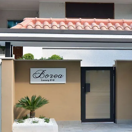 Nocleg ze śniadaniem Borea Luxury 4*